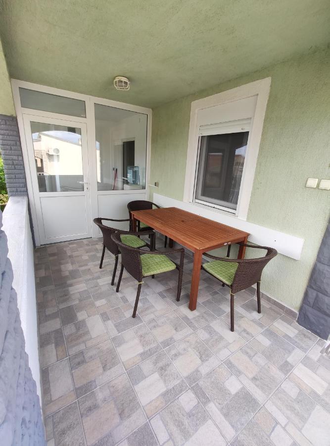 Apartman Pilcik Vir Eksteriør billede